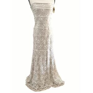 Tadashi Shoji Cream Lace Strapless Sleeveless Formal Gown Size 8